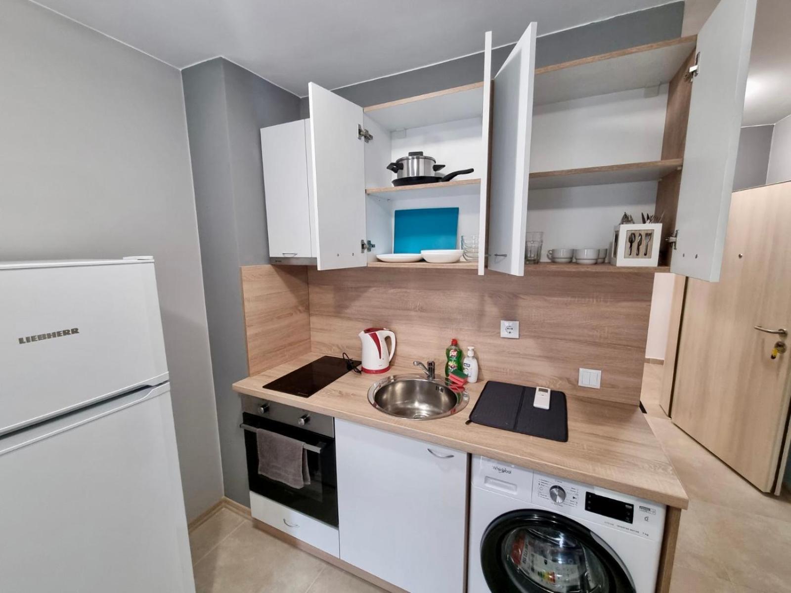 Best Family Apartments & Private Parking Szófia Kültér fotó
